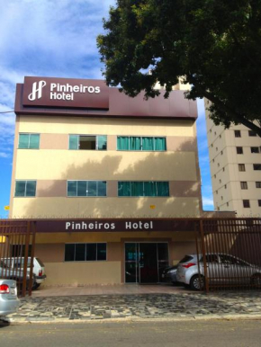 Гостиница Pinheiros Hotel  Гояния
